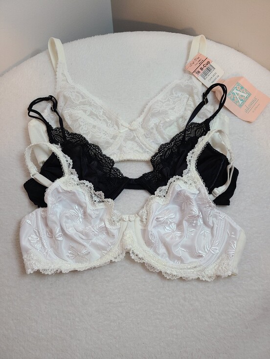 Custom Variety Pack Other - Lot of 3 Vintage Lace Unlined Underwire Bras Size 36B VS Jcpenney